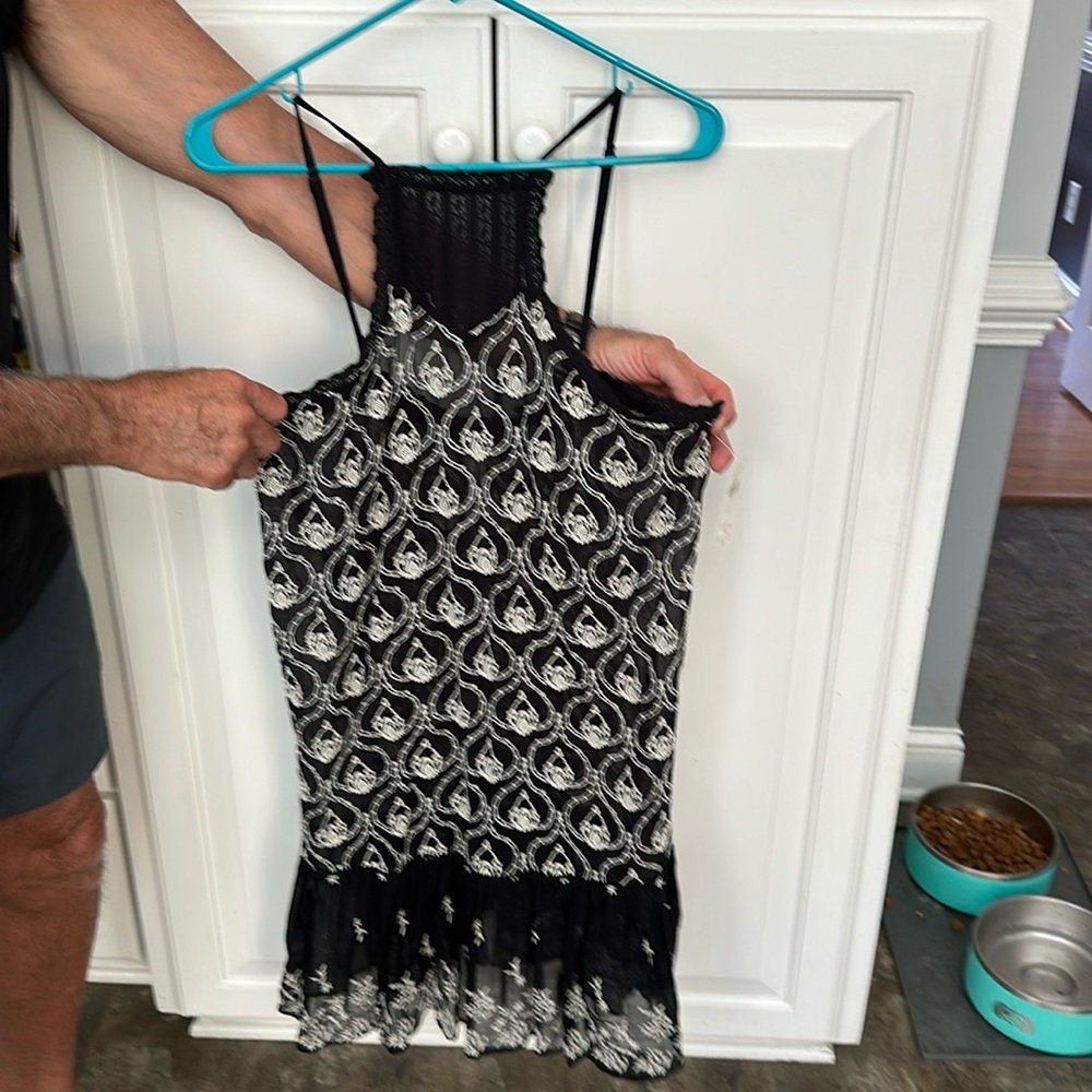 Women’s dress